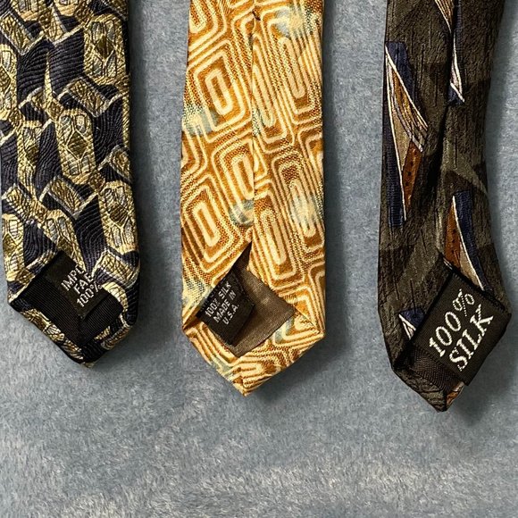 Bundle of 3 100% Silk Used Neckties. Made in the USA. - Picture 5 of 5